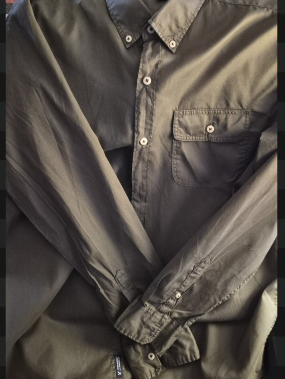 American Outfitters L- Xl. Dress Shirt